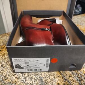 ECCO Shape M 35 Bordeaux Ankle Boots Size 9  ID 273093 01070